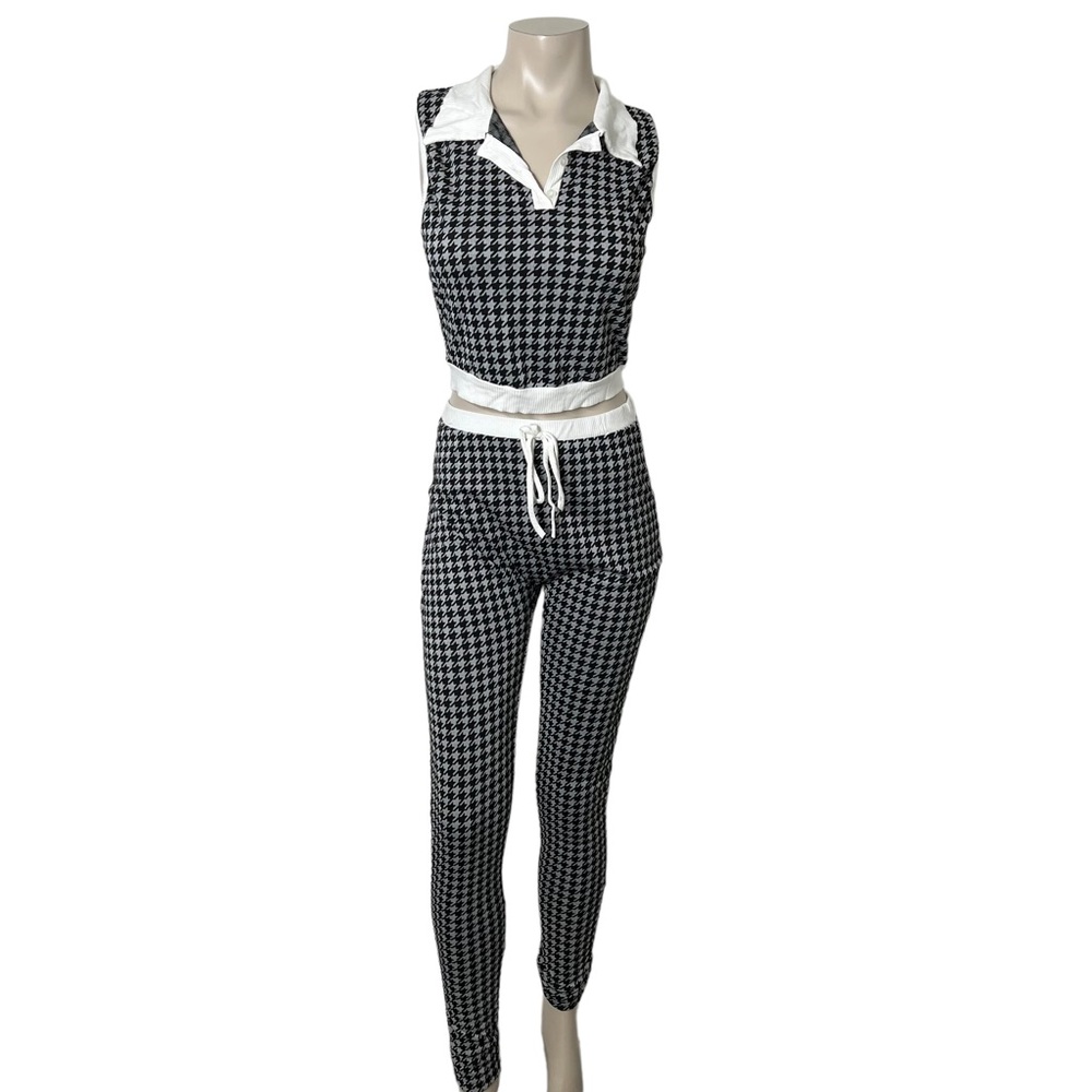 Black & Grey ‘Clueless Collar Two Piece Leggings Set - Picture 4 of 13